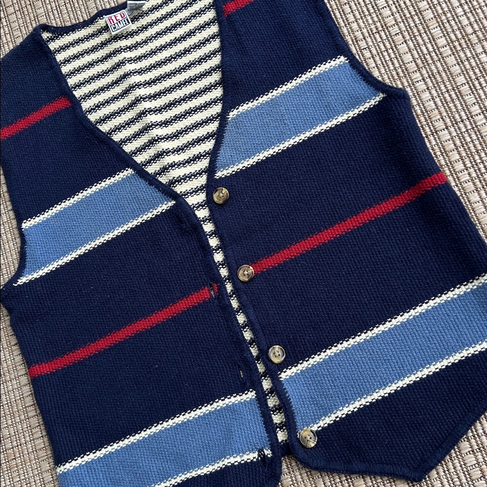 Vintage retro Early 1990’s Red Camel Cardigan Sweater, Size large - Picture 3 of 7